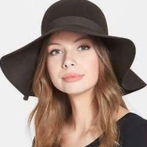 D&Y Floppy Felt Hat